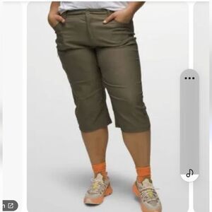 PrAna Halle Capri Plus ll size 20W NWT